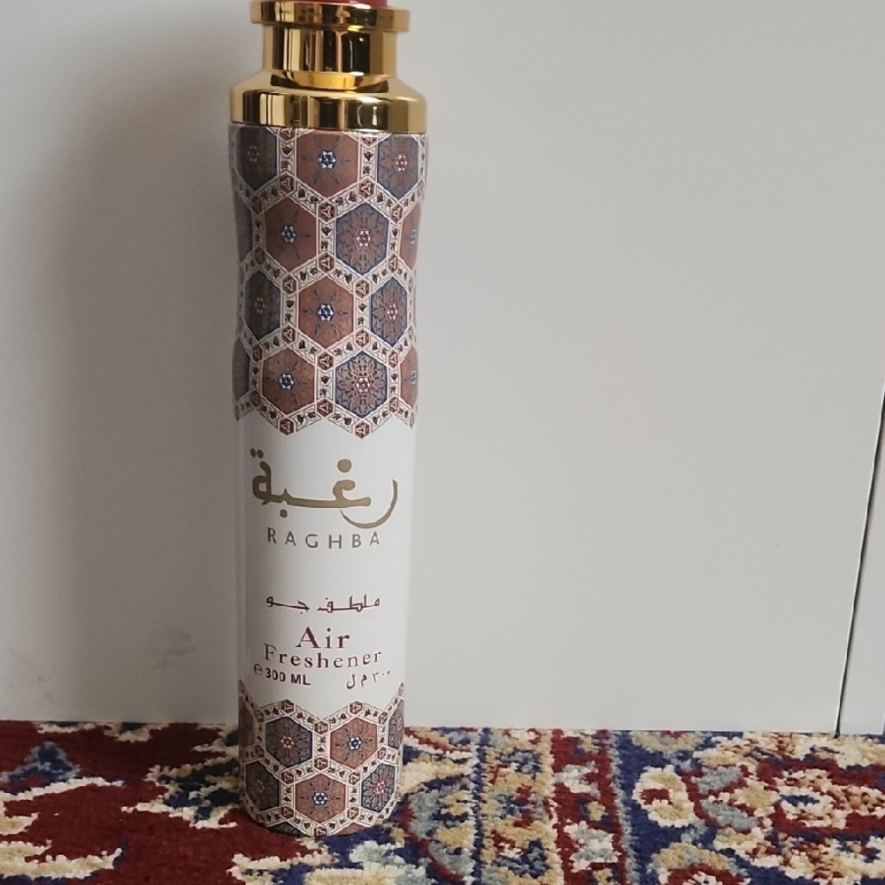 Raghba Air Freshener with Gold Cap